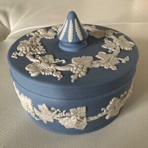 Perfect Condition Vintage Wedgwood England Blue Jasper Lidded Box